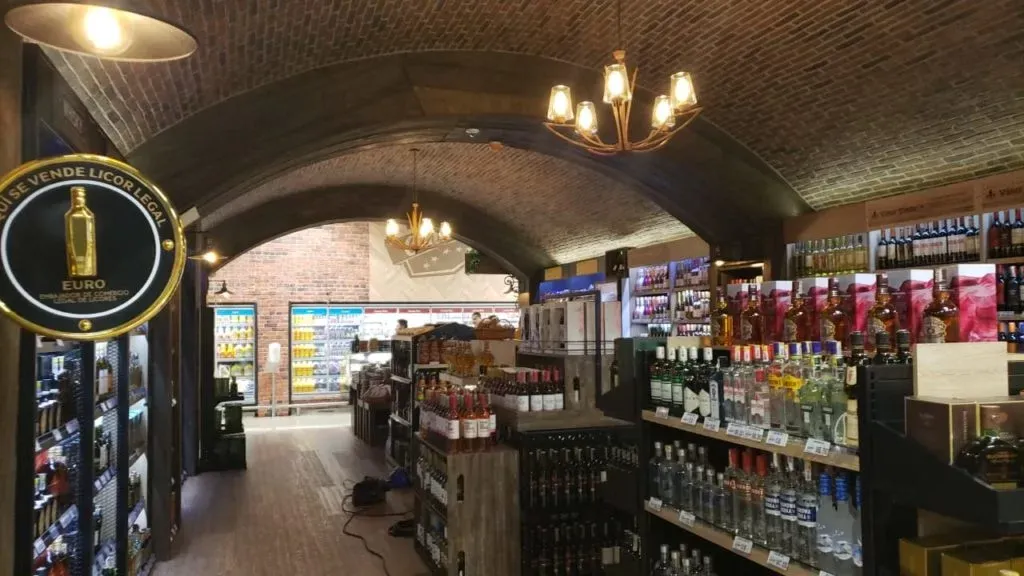 Supermarket wine cellar interior design liquor store 